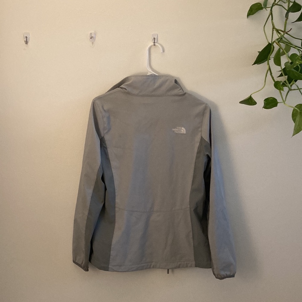 The North Face Shell Jacket - Picture 2 of 2